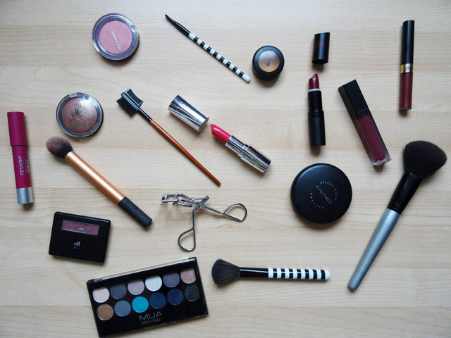 Pilihan Make Up Halal Untuk Muslimah (1)