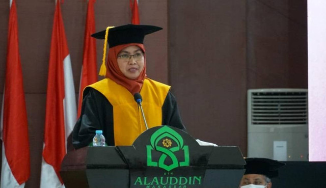 Prof Dr Djuwariah Ahmad M TESOL