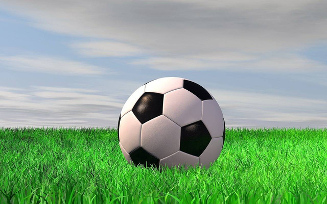 Sumber gambar: https://pixabay.com/illustrations/lawn-football-clouds-football-pitch-2468200/