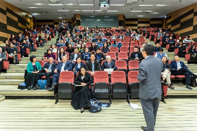 Ilustrasi Ucapan Selamat Diterima Kuliah di Kampus Pilihan. Foto: pexel.com.