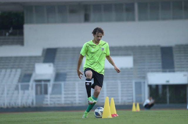 Pesepak bola keturunan Indonesia, Jim Croque. Foto: Dok. Pribadi