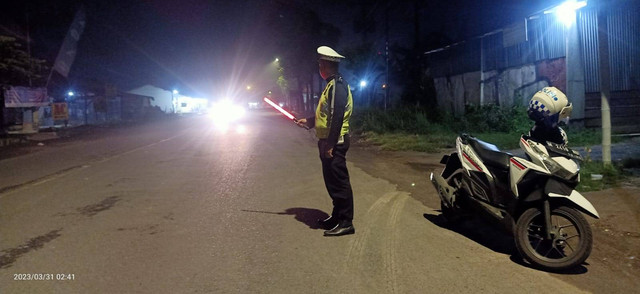 Cegah Tawuran Jelang Sahur, Polres Bangkalan Gencar Lakukan Patroli