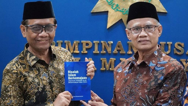 Menkopolhukam Mahfud MD ke kantor Muhammadiyah Yogyakarta. Foto: Muhammadiyah