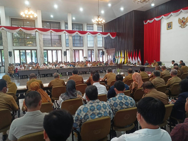 Pemerintah Provinsi Lampung menggelar rapat koordinasi dalam rangka persiapan menghadapi Hari Raya Idul Fitri 1444 Hijriah. | Foto : Galih Prihantoro/ Lampung Geh