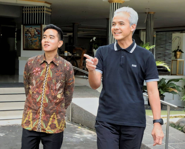 Wali Kota Surakarta, Gibran Rakabuming Raka bertemu Gubernur Jawa Tengah Ganjar Pranowo, di Puri Gedeh, Semarang, Senin (3/4). Foto: Dok. Istimewa