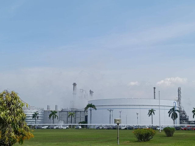 Kilang Minyak Pertamina, Refinary Unit VI Balongan, Kabupaten Indramayu, Jawa Barat. Foto: Akbar Maulana/kumparan