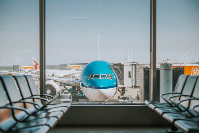 Ilustrasi nama bandara bali. Sumber foto: Unsplash.
