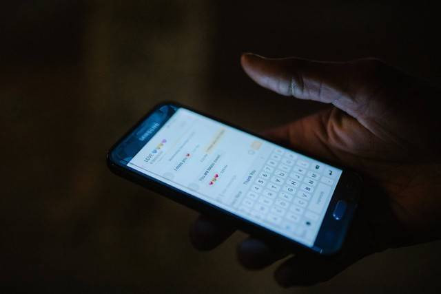 Scroll artinya apa? Foto: Pexels.com. 