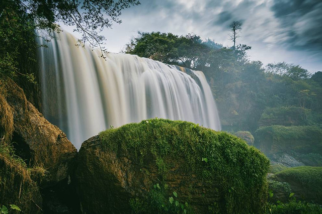 Ilustrasi Curug Cikaso. Sumber: www.pexels.com