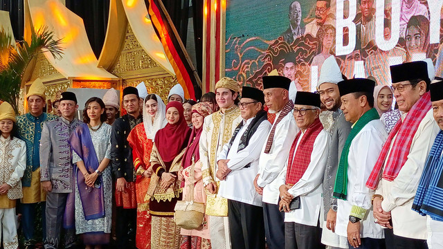 Suasana kemeriahan Gala Premiere Film Buya Hamka di XXI Epicentrum. Foto: Aprilandika Pratama/kumparan