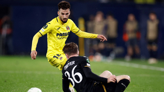 Penggawa Villarreal, Alex Baena. Foto: REUTERS/Juan Medina