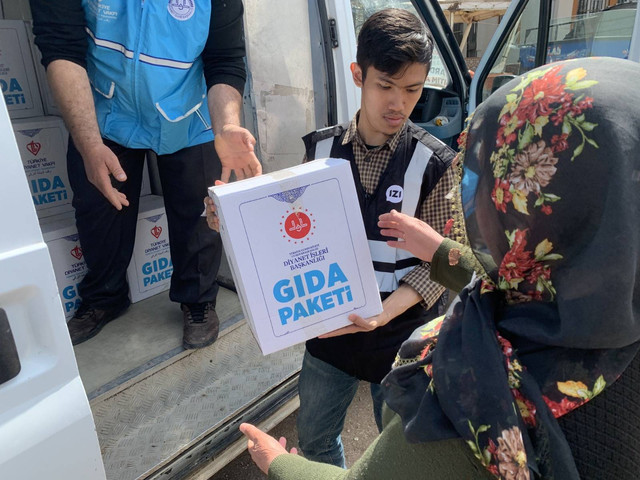 IZI Salurkan Paket Ramadan untuk Masyarakat Penyintas Gempa Turki