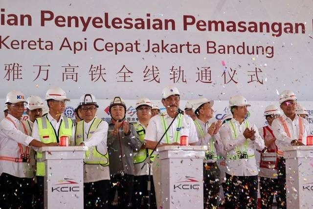 Apa pengertian kerja sama. Foto: Instagram/@luhut.pandjaitan