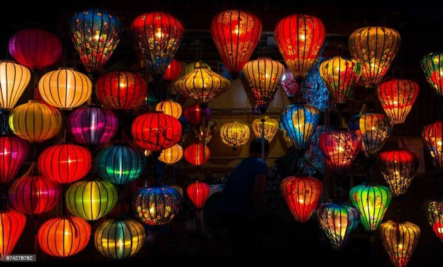 Wahana Batu Night Spectaculer yang wajib di coba, foto hanya Illustrasi : Unsplash/Kafkedasi 