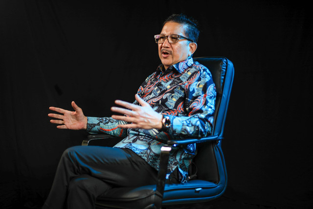 Presiden Direktur PT Freeport Indonesia, Tony Wenas saat ditemui kumparan di Jakarta, Selasa (11/4/2023). Foto: Aditia Noviansyah/kumparan