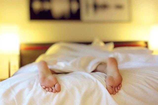 Ilustrasi hukum keluar air mani saat puasa siang hari dengan sengaja, sumber foto: Pixabay dari Pexels