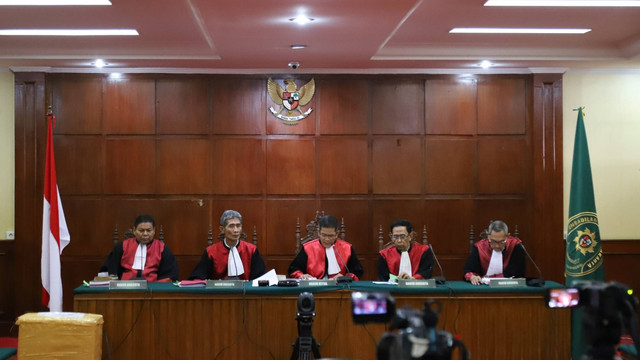 Suasana sidang putusan banding Ferdy Sambo di Pengadilan Tinggi DKI Jakarta, Rabu (12/4/2023). Foto: Jamal Ramadhan/kumparan