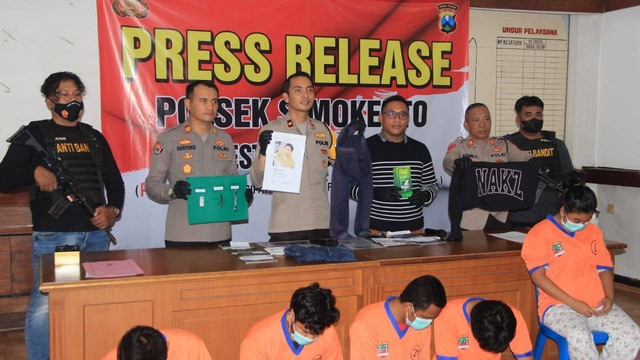Foto : Kapolsek Simokerto Polrestabes Surabaya 