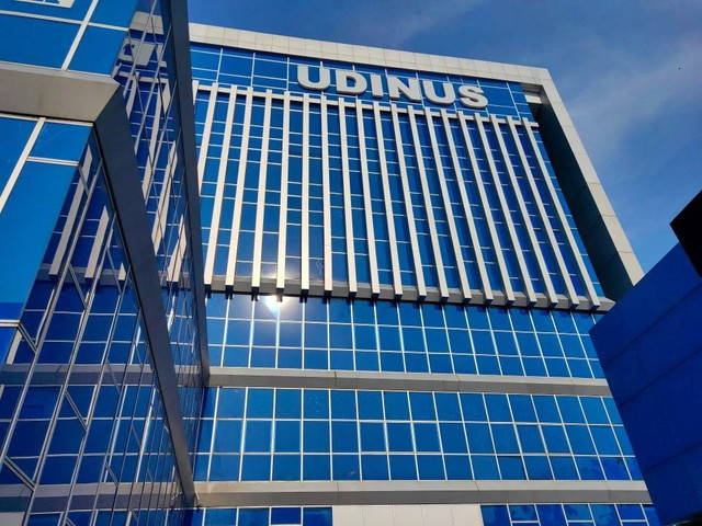Gedung Universitas Dian nuswantoro (Udinus)