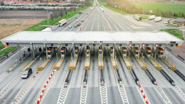 Illustrasi : Info Rician tarif Tol Jakarta-Tegal 2023, Sumber: Unsplash/Valdinvlav 