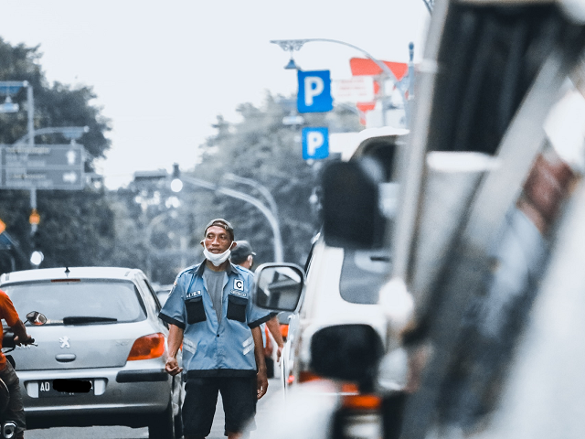 Ilustrasi plat AD daerah mana. Sumber: unplash.com.