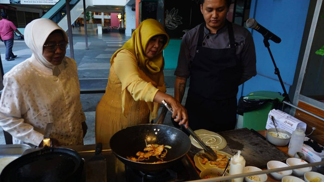 Memasak Quesadilla, Cara Para Warakawuri Kodam V Brawijaya Rayakan Hari Kartini