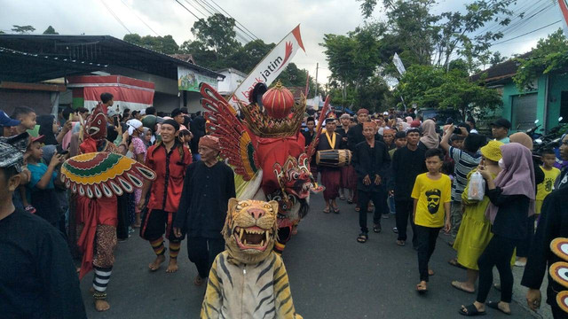 Pawai Ider Bumi 2023 di Desa Kemiren Banyuwangi