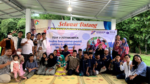 TDA Yogyakarta buka bersama panti yatim dan disabilitas.dok