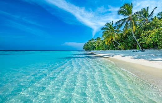 Pantai Plengkung: Daya Tarik yang Bisa Dinikmati dan Harga Tiket Masuk Terbaru | kumparan.com