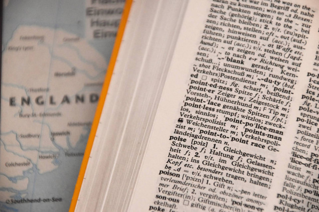 Ilustrasi Lawan Kata Maaf (Foto: Waldemar | Unsplash.com)