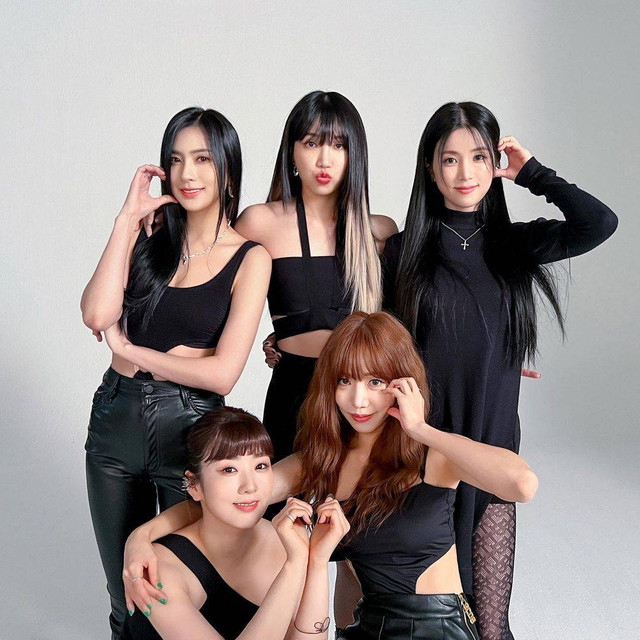 Girl grup Apink. Foto: Instagram@official.apink2011
