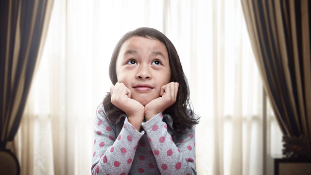 Ilustrasi anak melamun. Foto: leolintang/Shutterstock