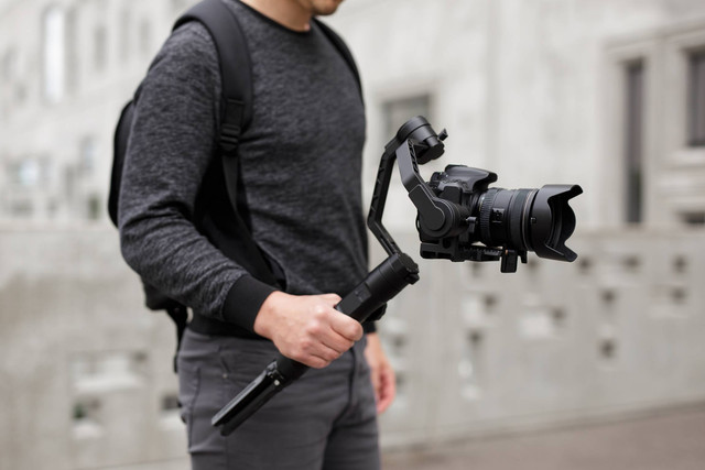 Ilustrasi gimbal stabilizer kamera. Foto: Di Studio/Shutterstock