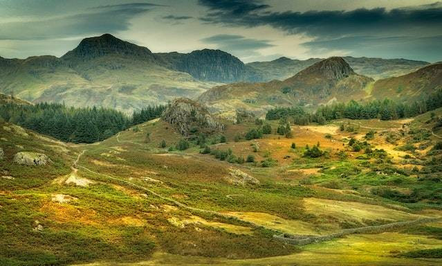 Ilustrasi Bukit Cumbri, sumber foto: Ray Bilcliff/Pexels.com
