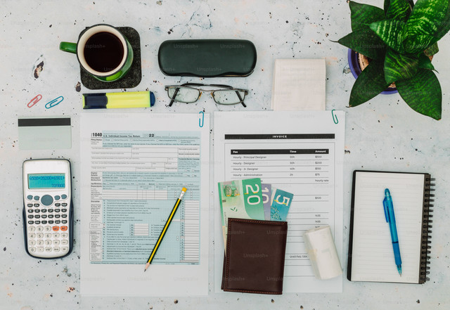 Ilustrasi Cara Membuat Jurnal Umum dan Contohnya dalam Akuntansi. Foto: Unsplash.