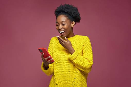 Ilustrasi Duluan Telur atau Ayam   Sumber www.unsplash.com