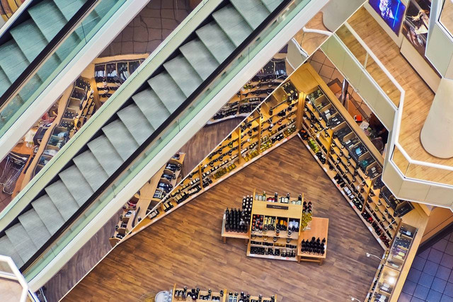 Ilustrasi Mall Terbesar di Tangerang. Sumber: Pexels/Pixabay