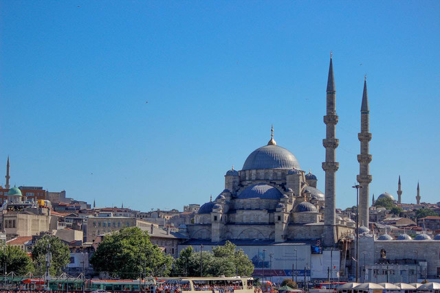 Ilustrasi bukti teori Mekah. Sumber foto: Pexels/Muhammed Zahid Bulut.