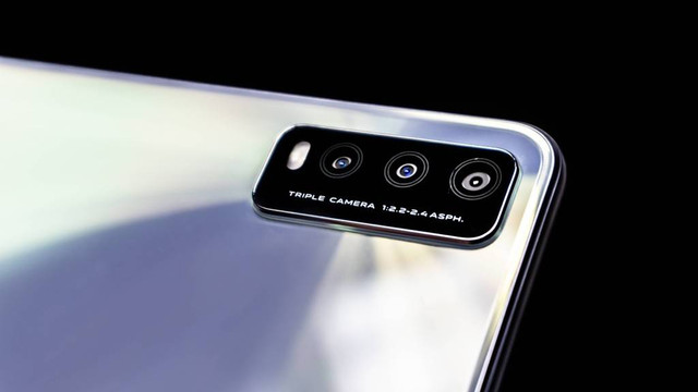 Ilustrasi cara memperbaiki kamera belakang HP Vivo. Foto: Unsplash/Mark chan.