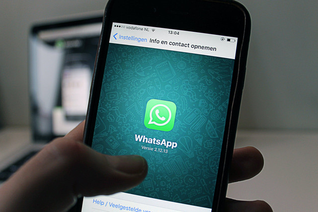 Ilustrasi cara backup WhatsApp chat. Foto: pexels.com.