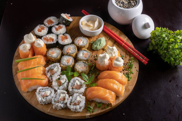 Ilustrasi sushi di Mall Taman Anggrek. Sumber: Pexels/Diego Pontes