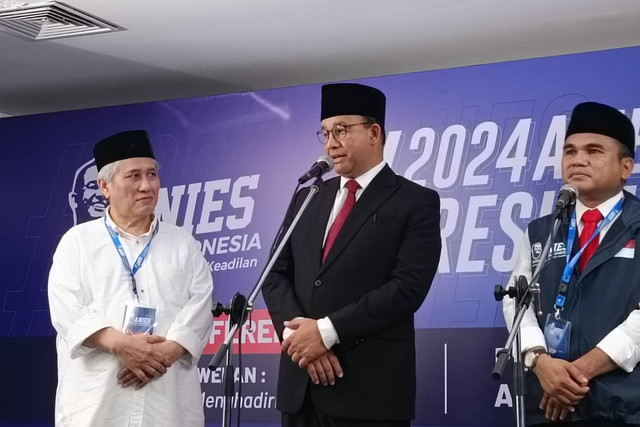 Bacapres Koalisi Perubahan Anies Baswedan dalam pidato politik dalam acara relawan Amanat Indonesia (ANIES) di Tennis Indoor Senayan, Kompleks Gelora Bung Karno (GBK), Jakarta Pusat, Minggu (7/5). Foto: Zamachsyari/kumparan
