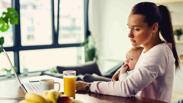 Usai Istri Melahirkan, Suami Harus Peka dengan 6 Hal Ini