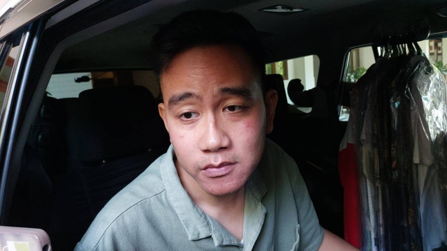 Wali Koto Solo Gibran Rakabuming saat memberikan keterangan ke wartawan. Foto: kumparan