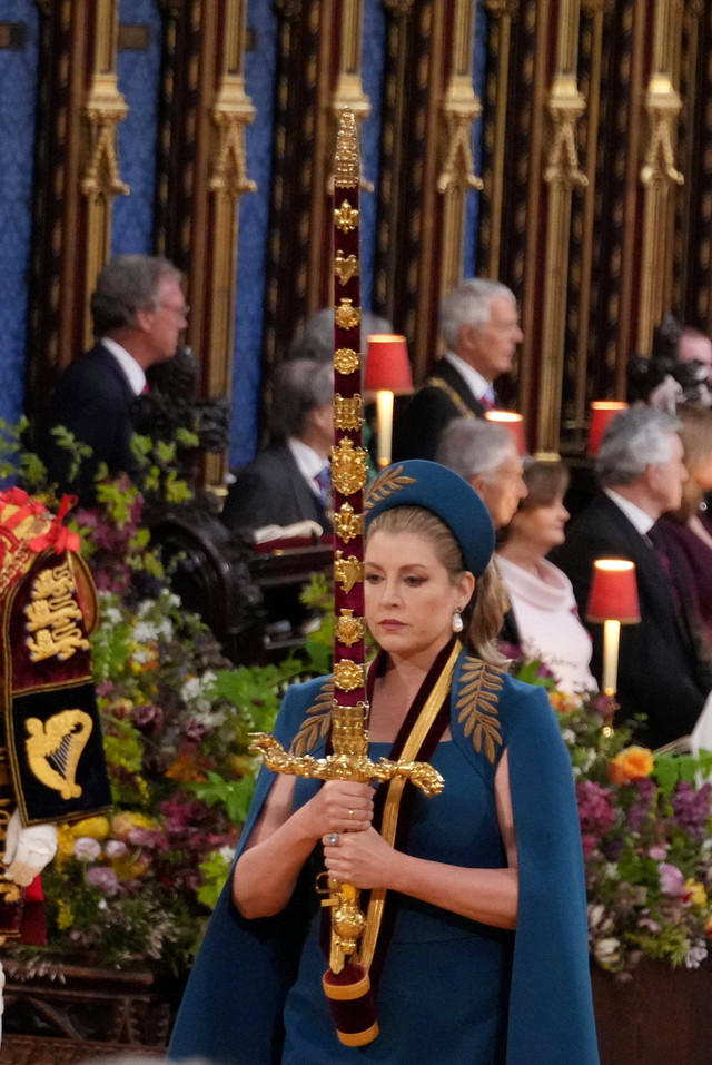 Penny Mordaunt di penobatan Raja Charles III di Gereja Westminster Abbey, Inggris. Foto: Victoria Jones/Pool via REUTERS