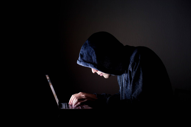 Ilustrasi penipuan online. Foto: Shutterstock