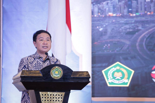 Dirjen Penyelenggaraan Haji dan Umrah Kemenag Hilman Latief pada acara peluncuran film dokumenter 'Perjalanan Haji' di Kantor Kemenag, Jalan Thamrin, Jakarta, Rabu (10/5/2023). Foto: Kemenag RI