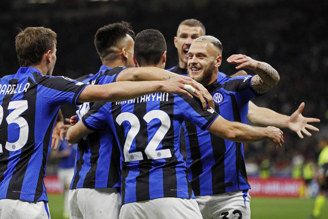 AC Milan vs Inter Milan di Liga Champions. Foto: Alessandro Garofalo/REUTERS