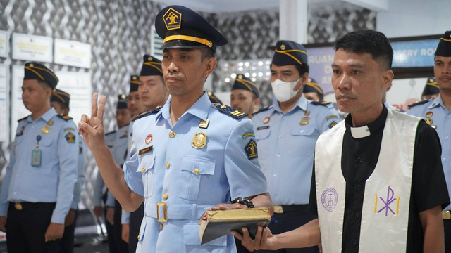 Pelantikan Kepala Urusan Tata Usaha Kantor Imigrasi Kelas III Non TPI Palopo, Musa Renden (dok. HumasKAPOLO)