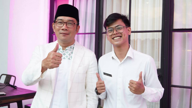 Gubernur Jabar Ridwan Kamil bertemu dengan Husein Ali Rafsanjani. Foto: Humas Pemprov Jabar